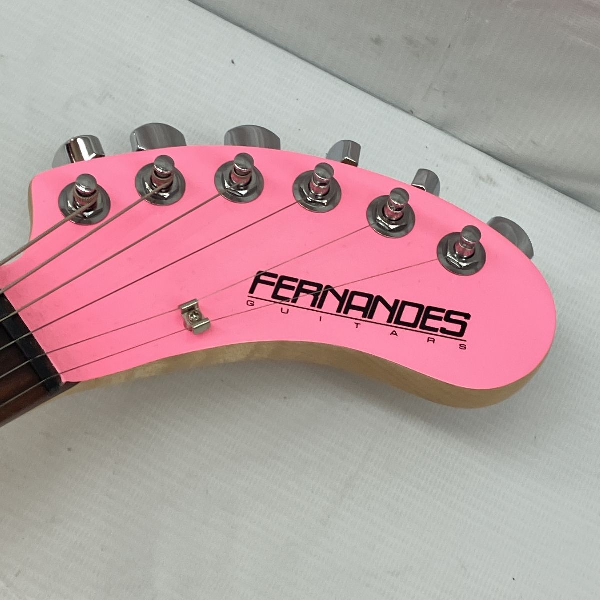 フェルナンデスZO-3 （ピンク）音出ますが、ガリありますのでジャンク扱いで❗️ 2025年最新】Fernandes ZO-3 Pinkの人気アイテム - メルカリ