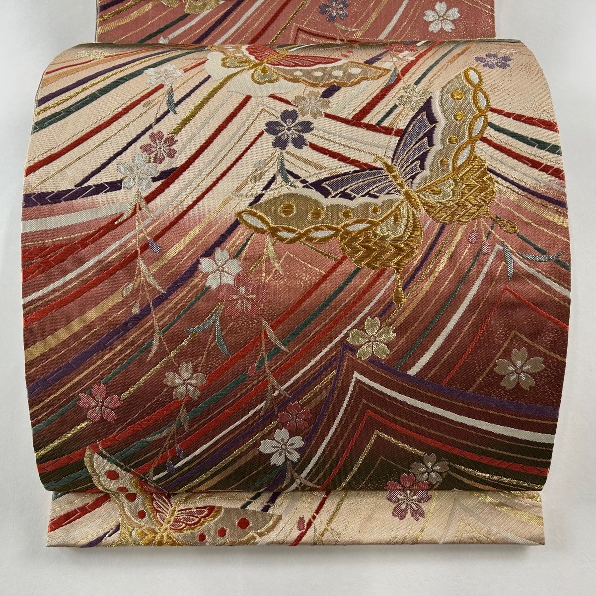 茜色に金色の矢羽根柄 絹 袋帯 平和屋着物◎六通柄袋帯 唐織 蔦の葉文 金糸 正絹 逸品