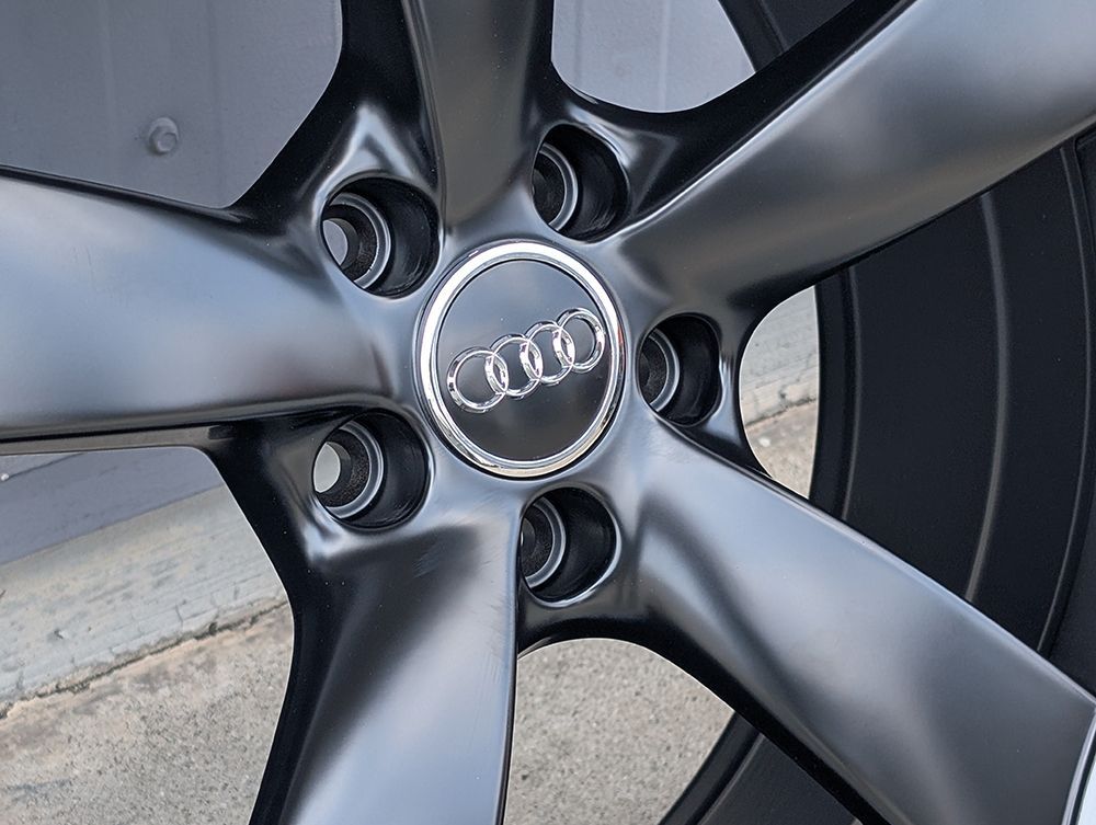 アウディ Audi Q2 19インチ 新品 タイヤホイールセット 19x8.5 +40 112