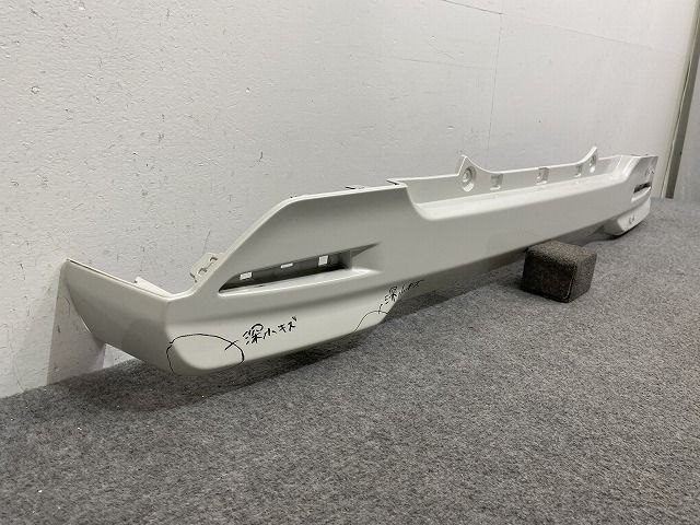 R64513 ルーミー/タンク/トール/ジャスティ リヤバンパー センター 