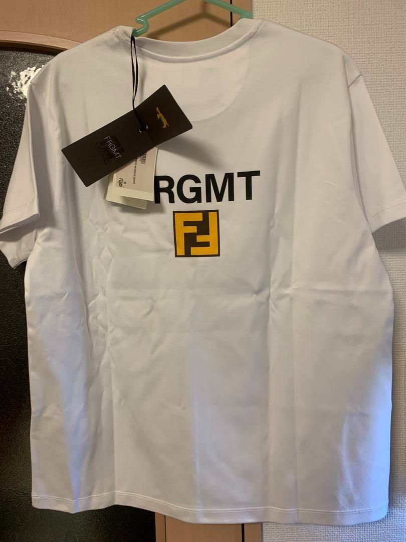 新品未使用　FENDI×fragment×ポケモン　コラボTシャツ　カイリュー白 FENDI✖️ポケモンカイリューTシャツ