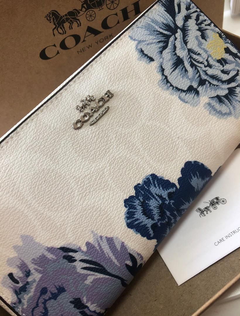 COACH コーチ 新品 ホワイト 紫 花柄 長財布 レディース 小物 財布 白