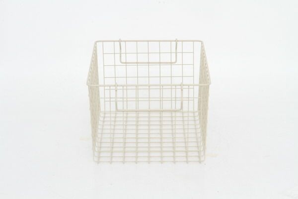 ３７ｘ２６ｘ１８