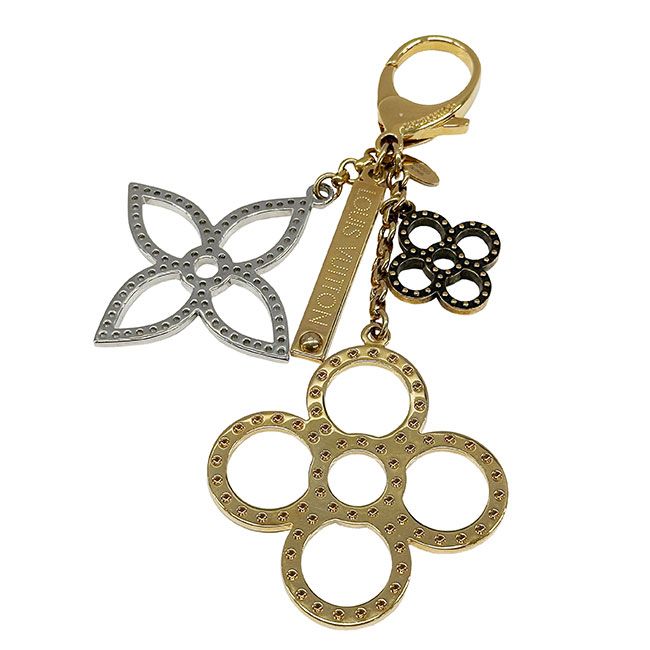 展示用/レジン/秋霧の富士山と親子鹿　銀杏　蓄光　オルゴナイトネックレス 展示用/レジン/秋霧の富士山と親子鹿 銀杏 蓄光 オルゴナイト