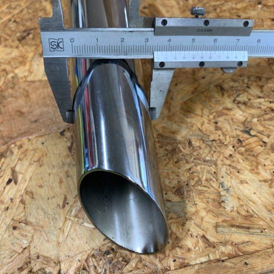 トライアンフ マフラー ハイパイプ エキゾーストパイプ カスタム