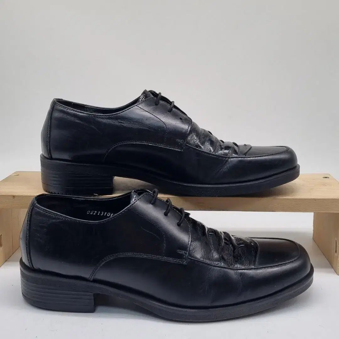 MISOPE(ミソペ) メンズドレスシューズ 実際のサイズ 260_