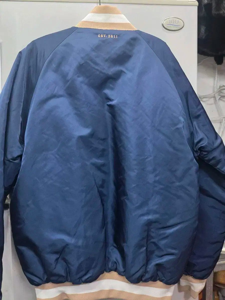 NC NCダイノス ウィンタージャンパー カミスタ