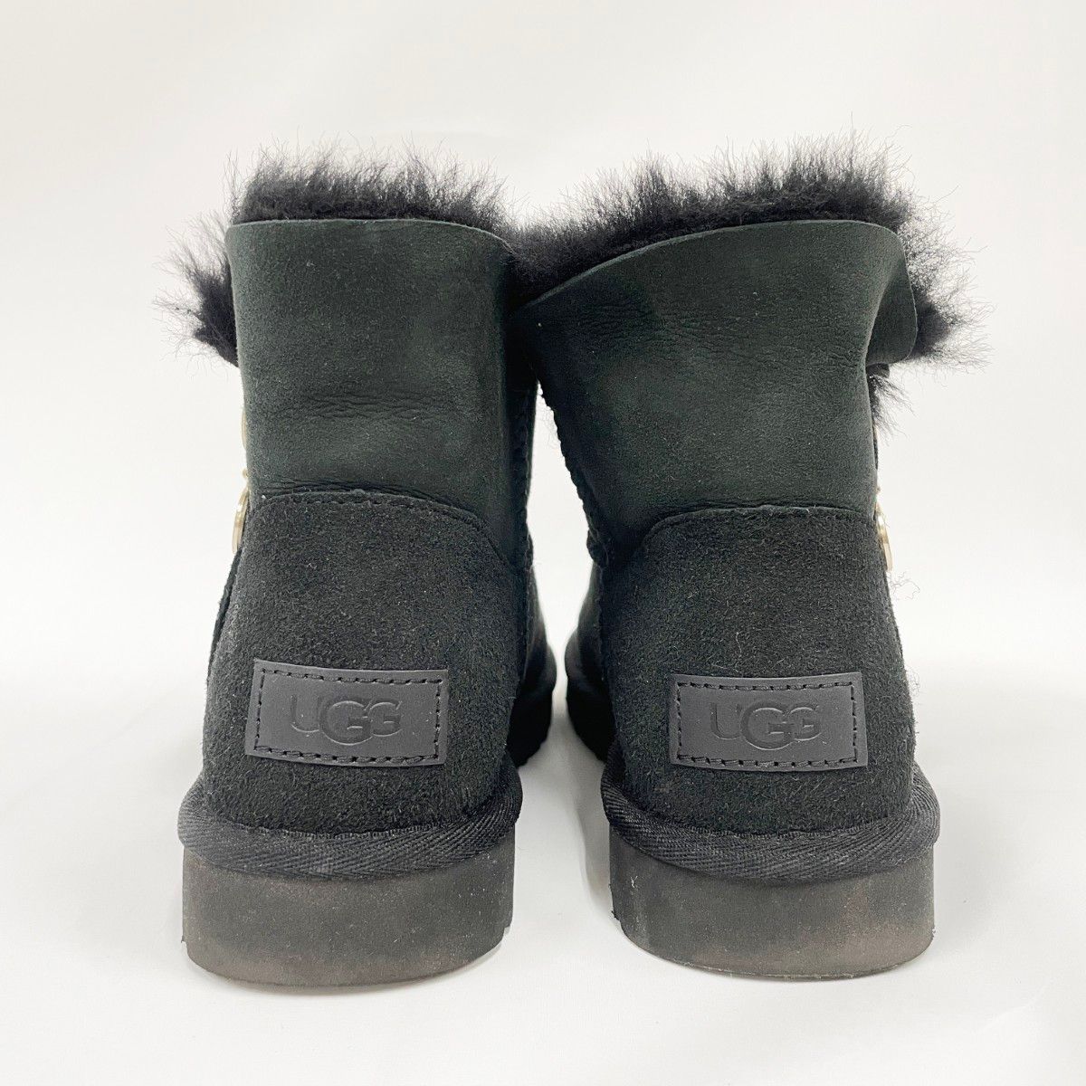【新品未使用品】UGG ムートンブーツ　BAILY ZIP MINI 23cm 新品未使用品】UGG ムートンブーツ BAILY ZIP MINI 23cm - メルカリ