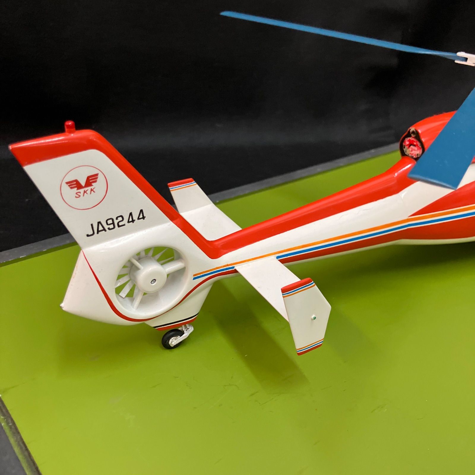 希少 日本製 四国航空 ヘリコプター模型 台座幅約48cm 【公式通販】