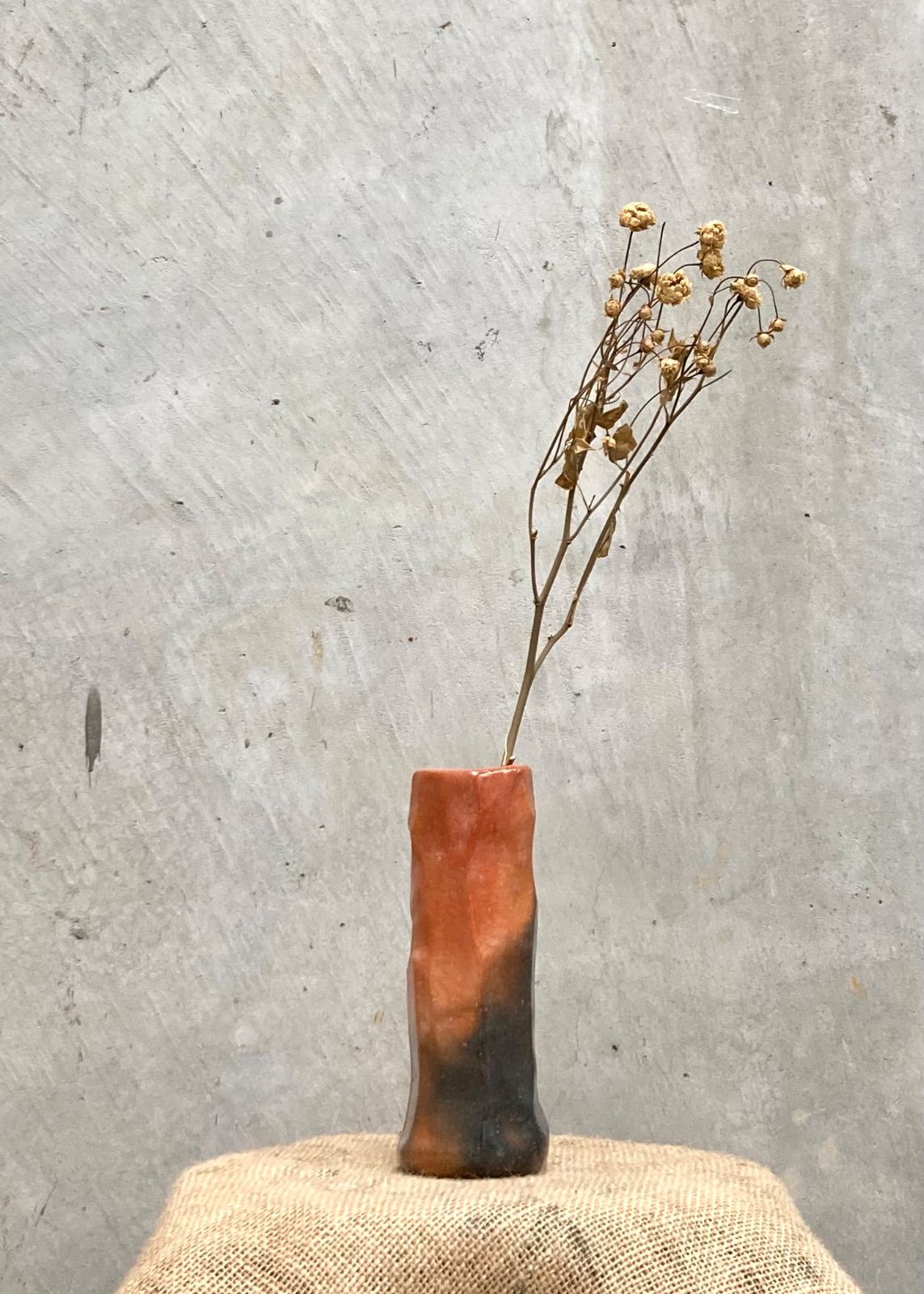 一輪挿し　花器　flowerbase  インテリア　orange
