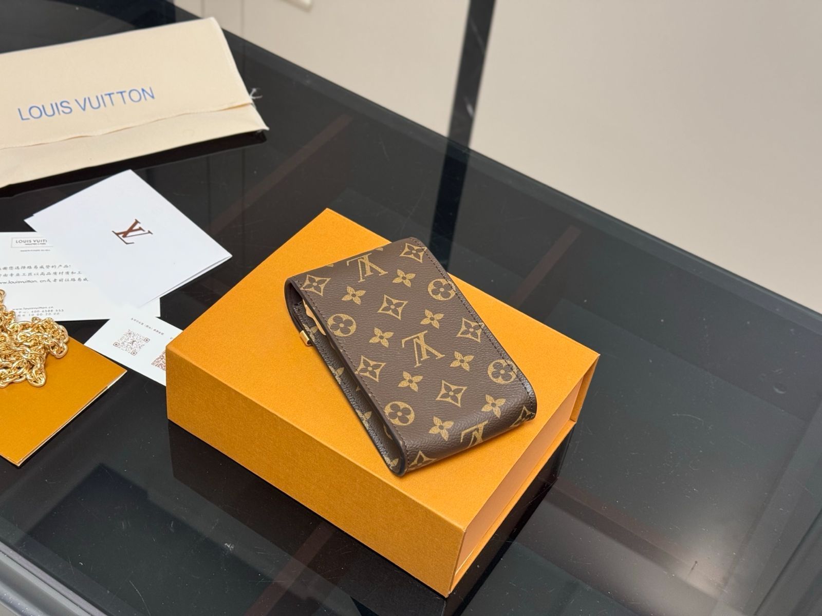 今日特価】LV Metis Phone Pouch - メティス フォンポーチ魅力的
