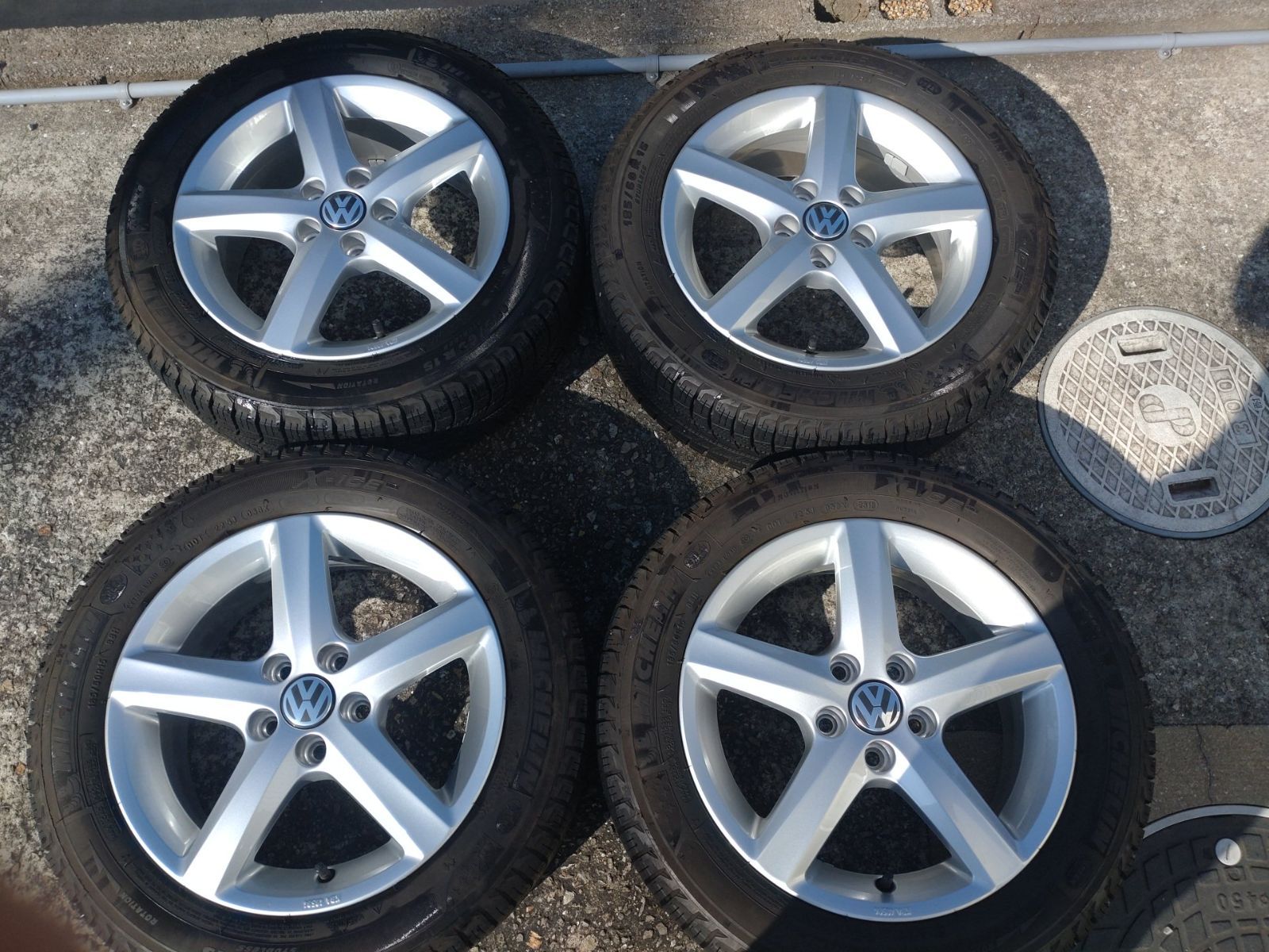 フォルクスワーゲン VW 6R ポロ 純正 15×6J+40 100-5H + ミシュラン X-ICE XI3 185/60R15 4本セット -  メルカリ