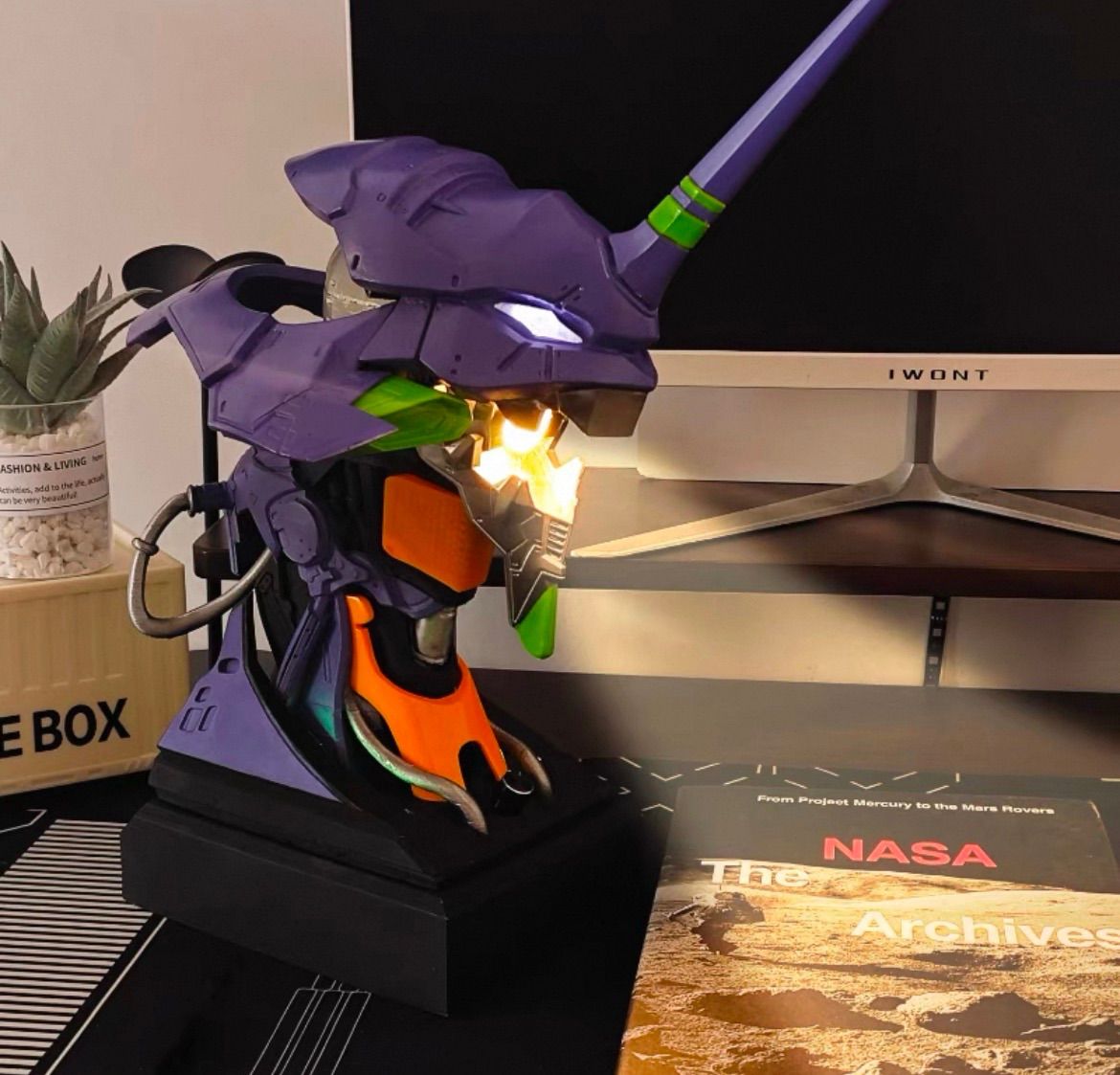 エヴァンゲリオン 初号機 LEDランプ USB 自動開口アクション