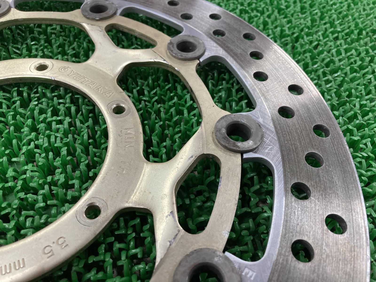 cbr600rr pc40前期 フロントホイール Yahoo!オークション -「cbr600rr