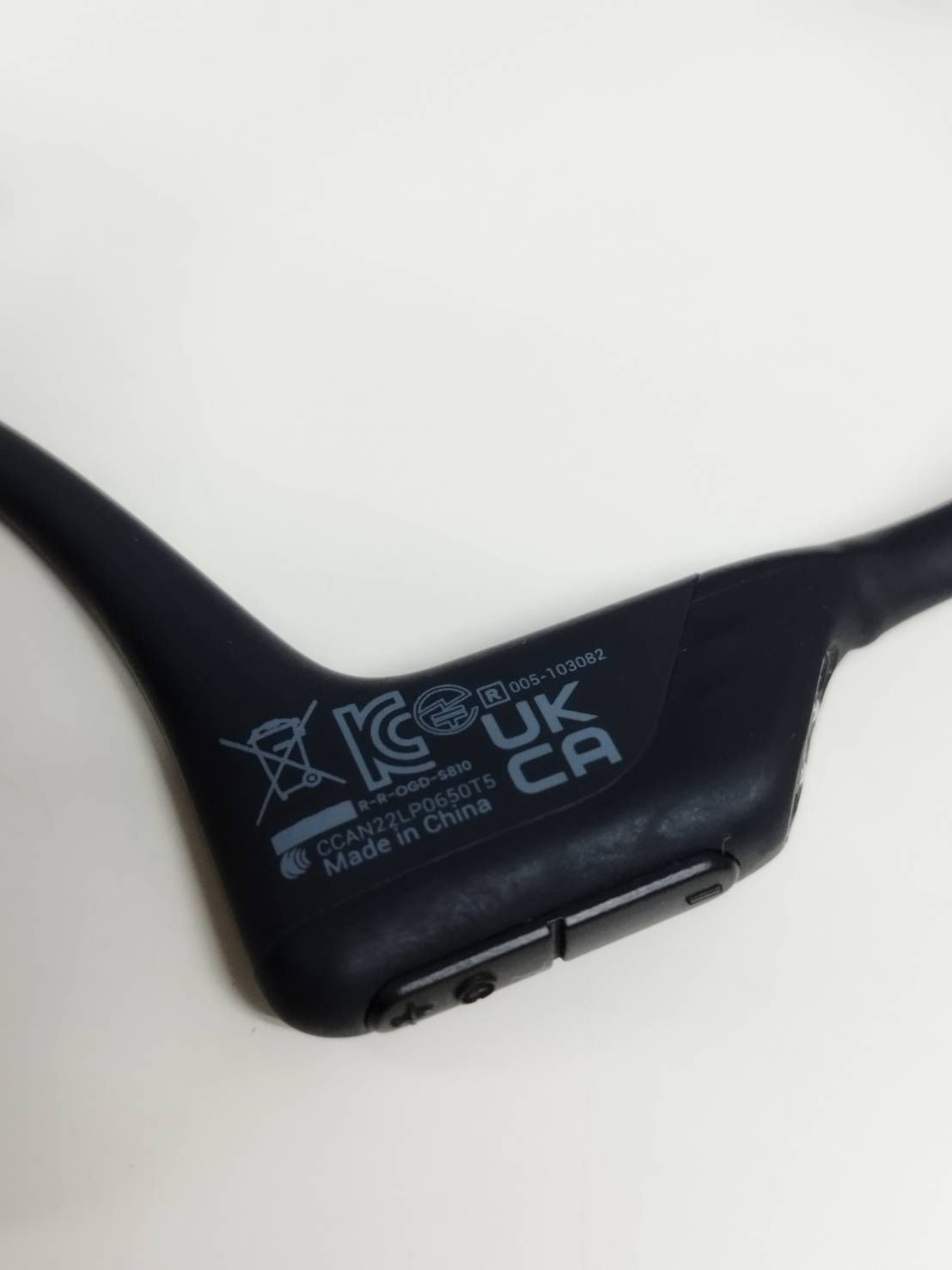 SHOKZ OPENRUN PRO Mini S811 骨伝導イヤホン 【公式通販】