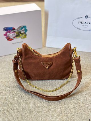 PRADA プラダ ノベルティ ショルダーバッグ プラダ|mercari商品代購│mercariメルカリ官方合作夥伴-跨買 TOKUKAI