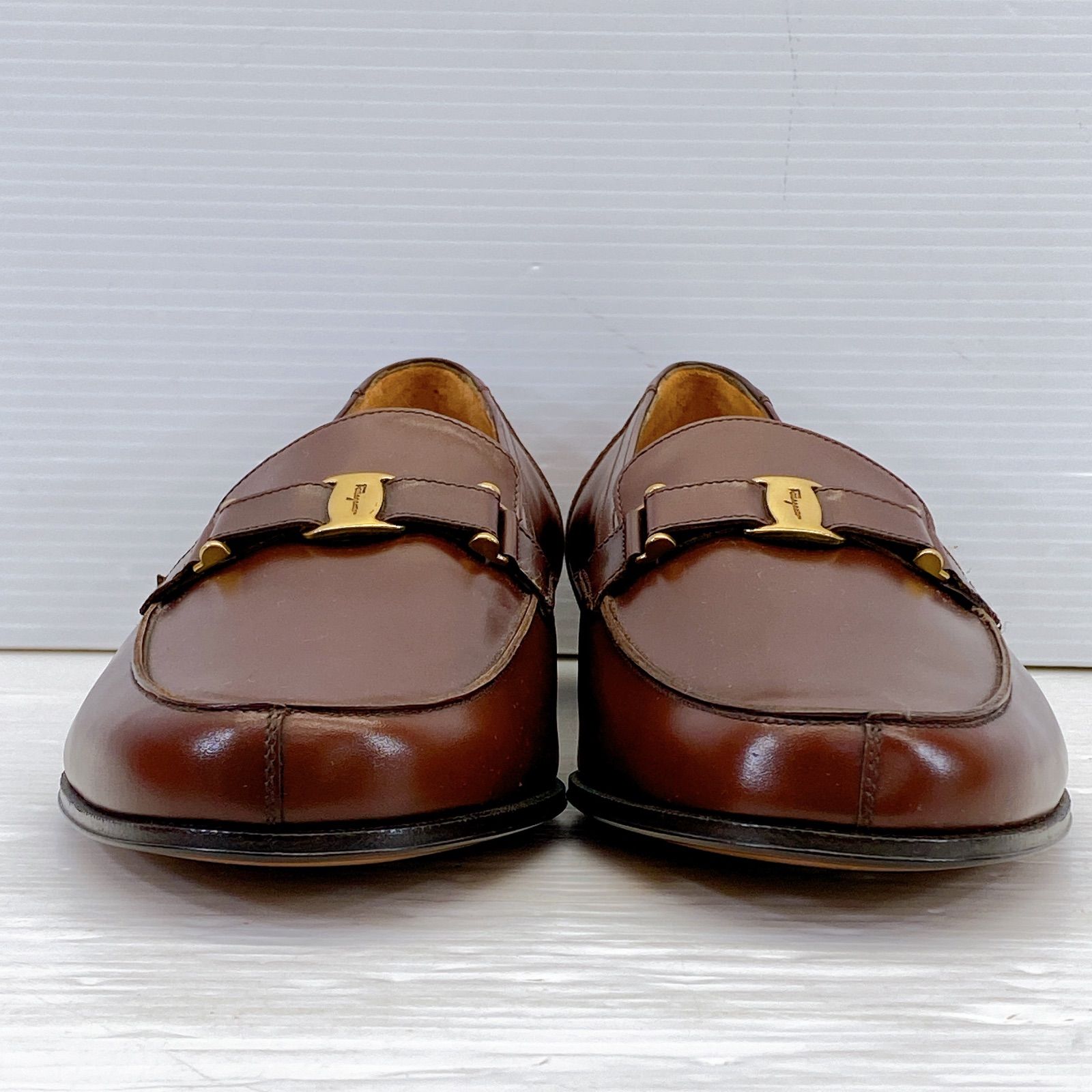 【美品】Salvatore Ferragamo フェラガモ　ローファー 8EE フェラガモ ヴァラ金具 ビット ローファー 8EE サルヴァトーレ