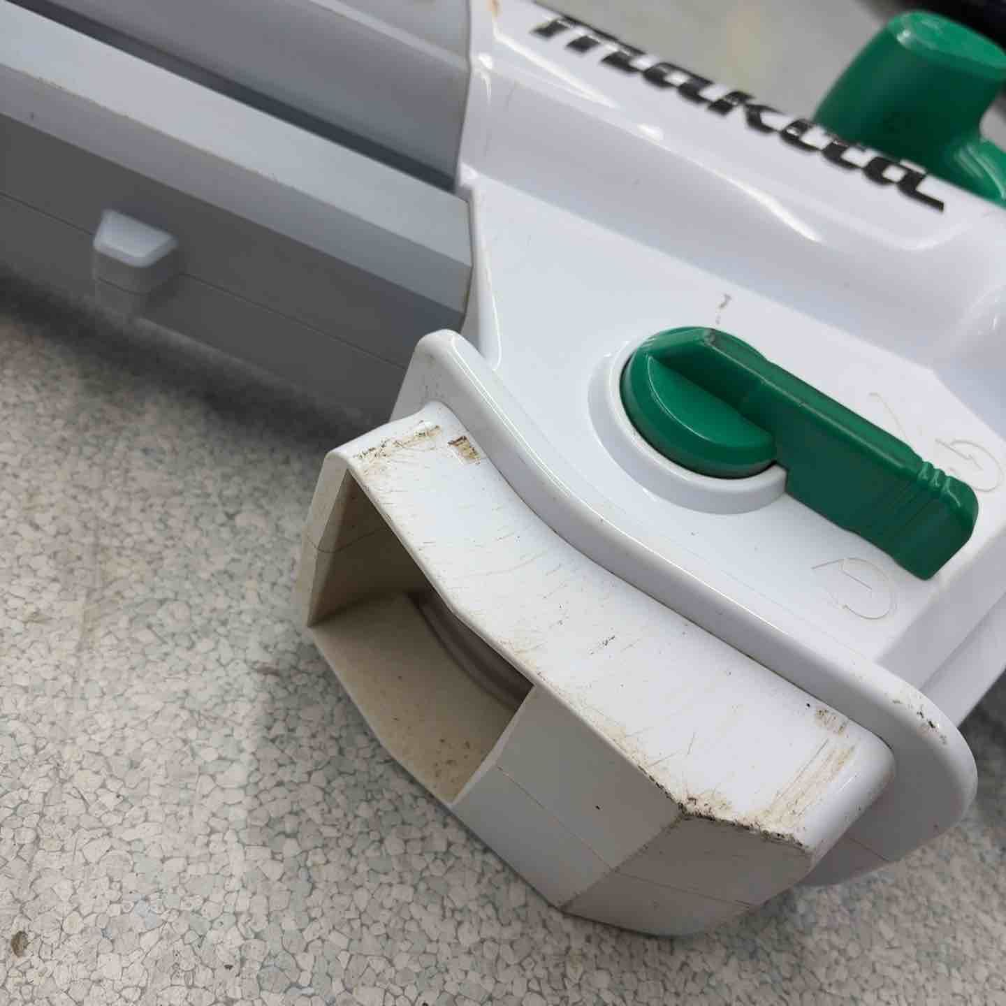 Makita AC100V