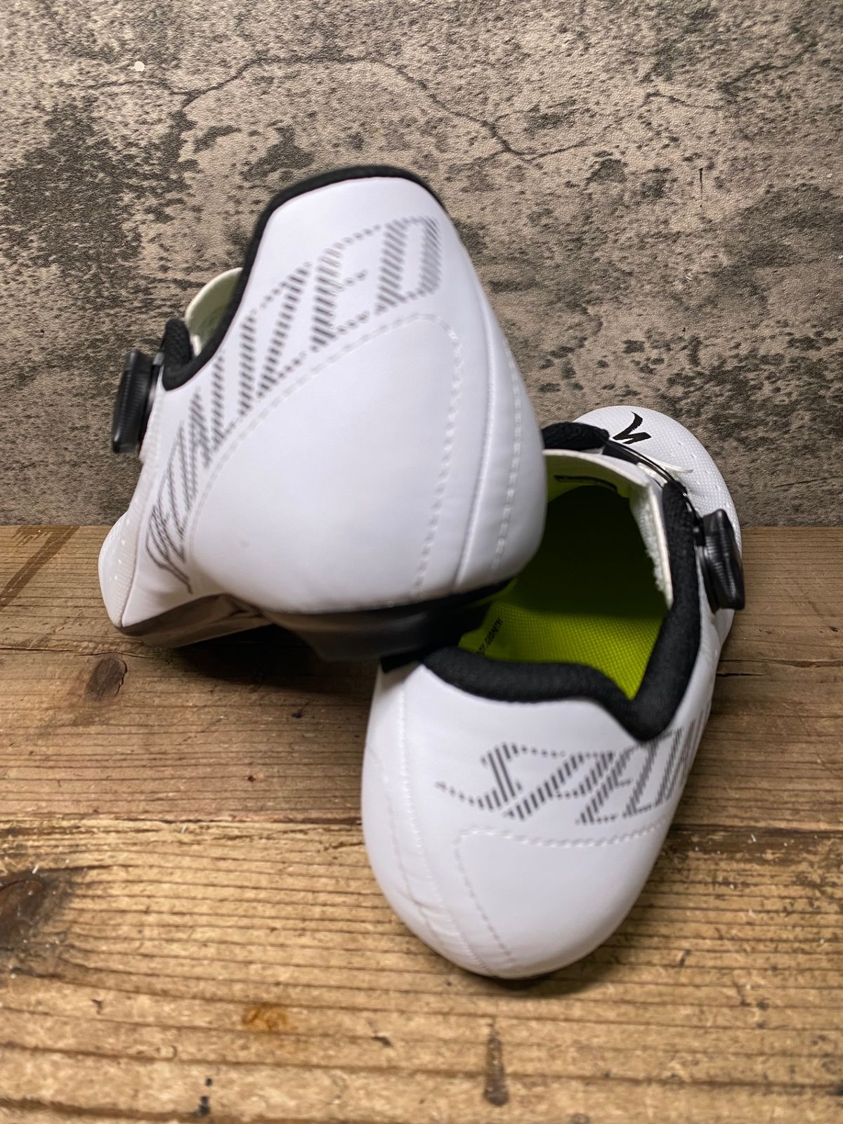 JF223 スペシャライズド SPECIALIZED Torch 1.0 ビンディングシューズ 白 EU41 SPD-SL