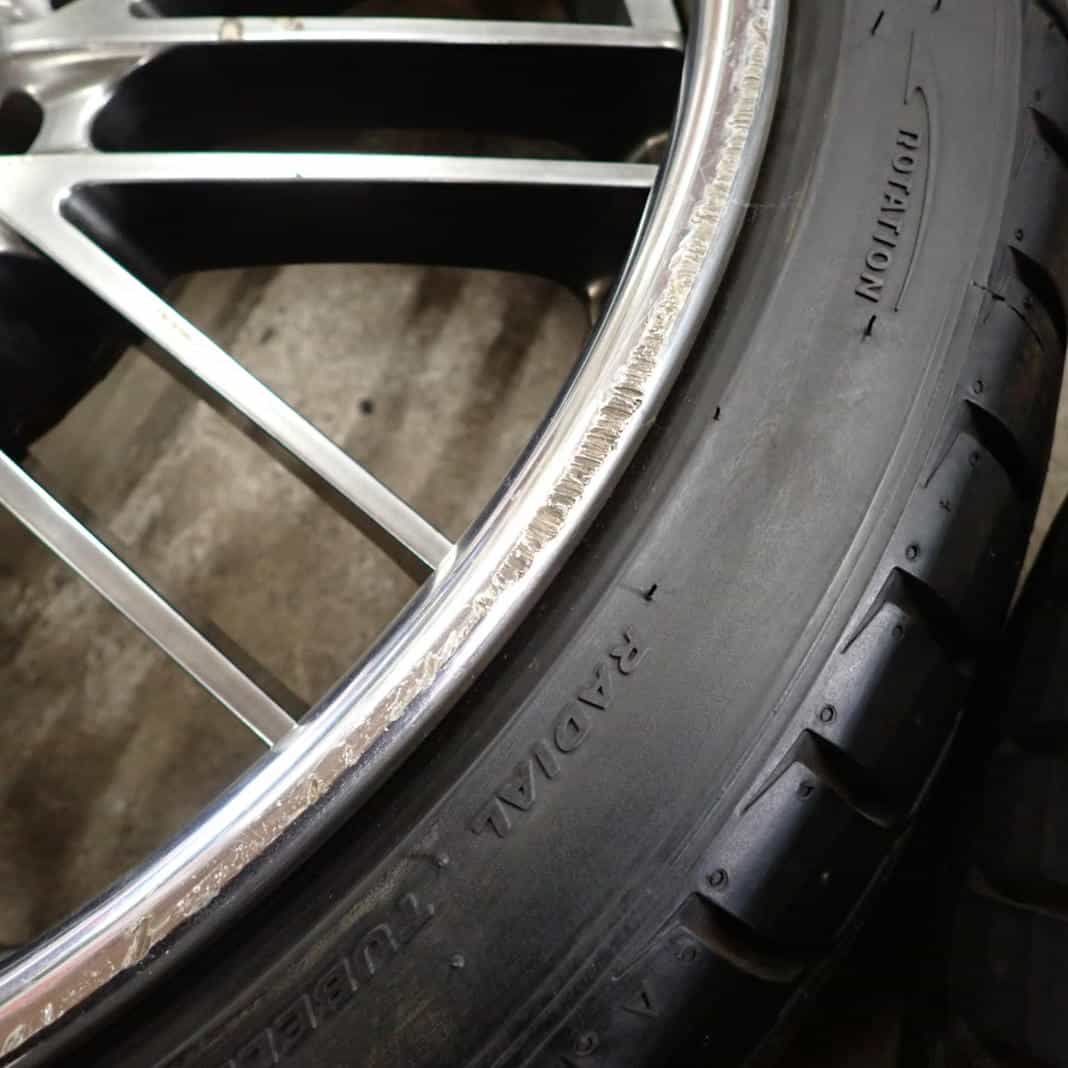 255|30R19×9.5J