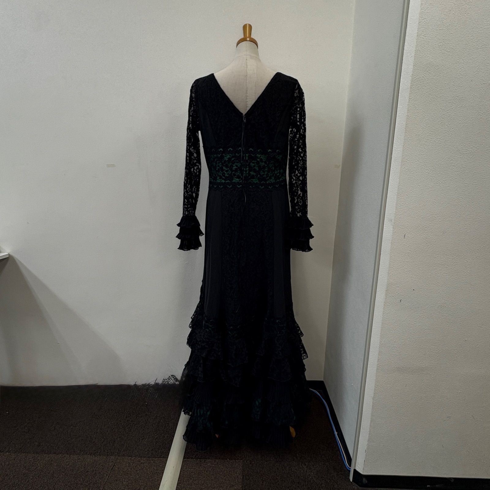 ソニアジョーンズ フラメンコ衣装 ドレス 黒 レース フリル 長袖 LLC-HASEGAWATOSO_COM