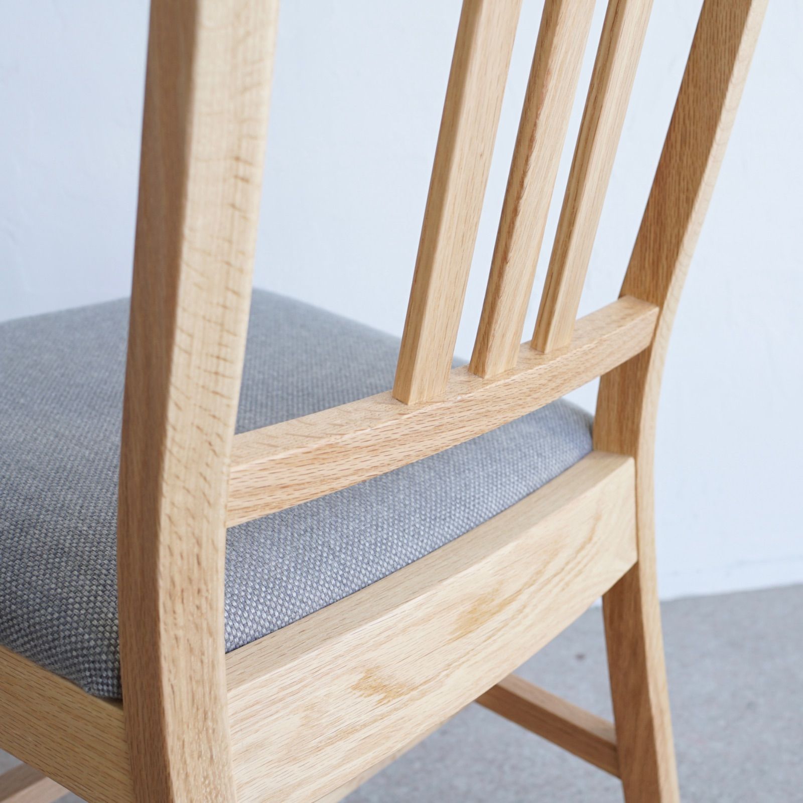 ネイビーチェア