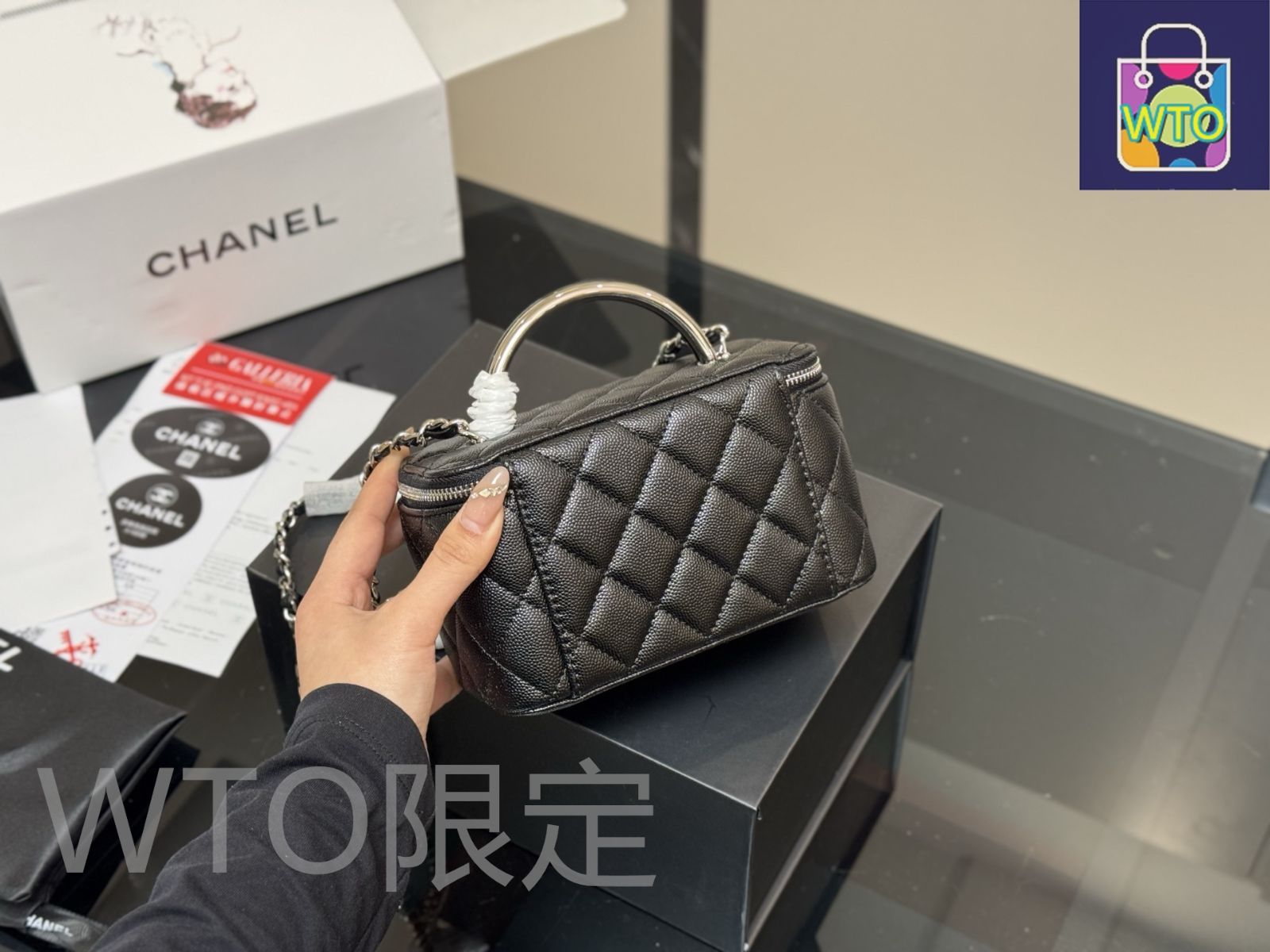今日特価】Chanel Vanity Case シャネル ヴァニティケース-WTO