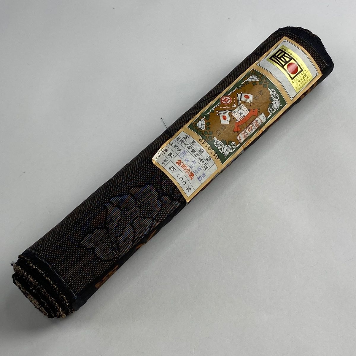 反物 秀品 大島紬 証紙 花唐草 焦茶色 正絹 【中古】 - メルカリ