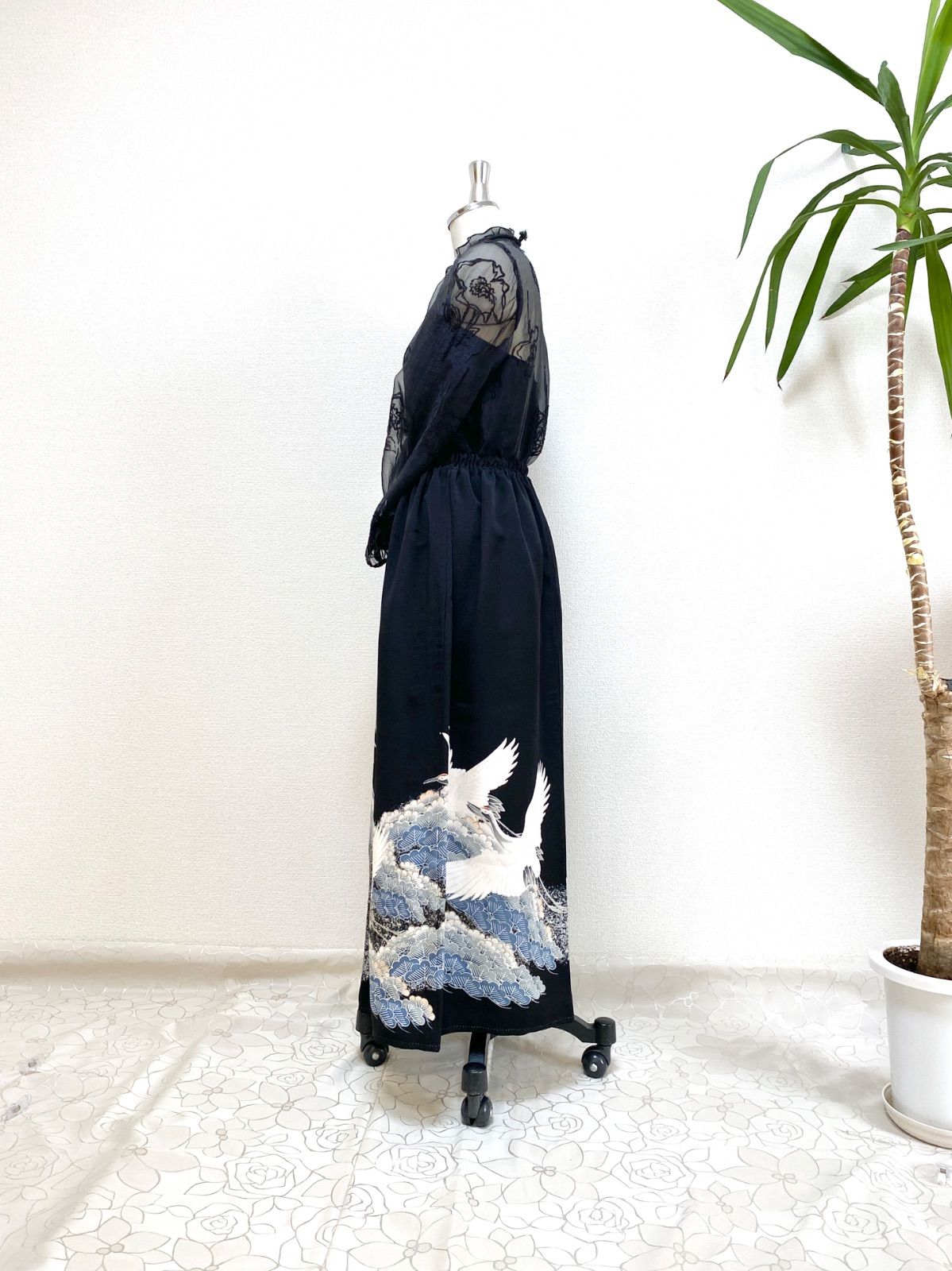 大人可愛いセレブ着物スカートフリーサイズ1点物黒留袖着物リメイクウエストゴムロングスカートフリーサイズ送料込みハンドメイドNO.5720