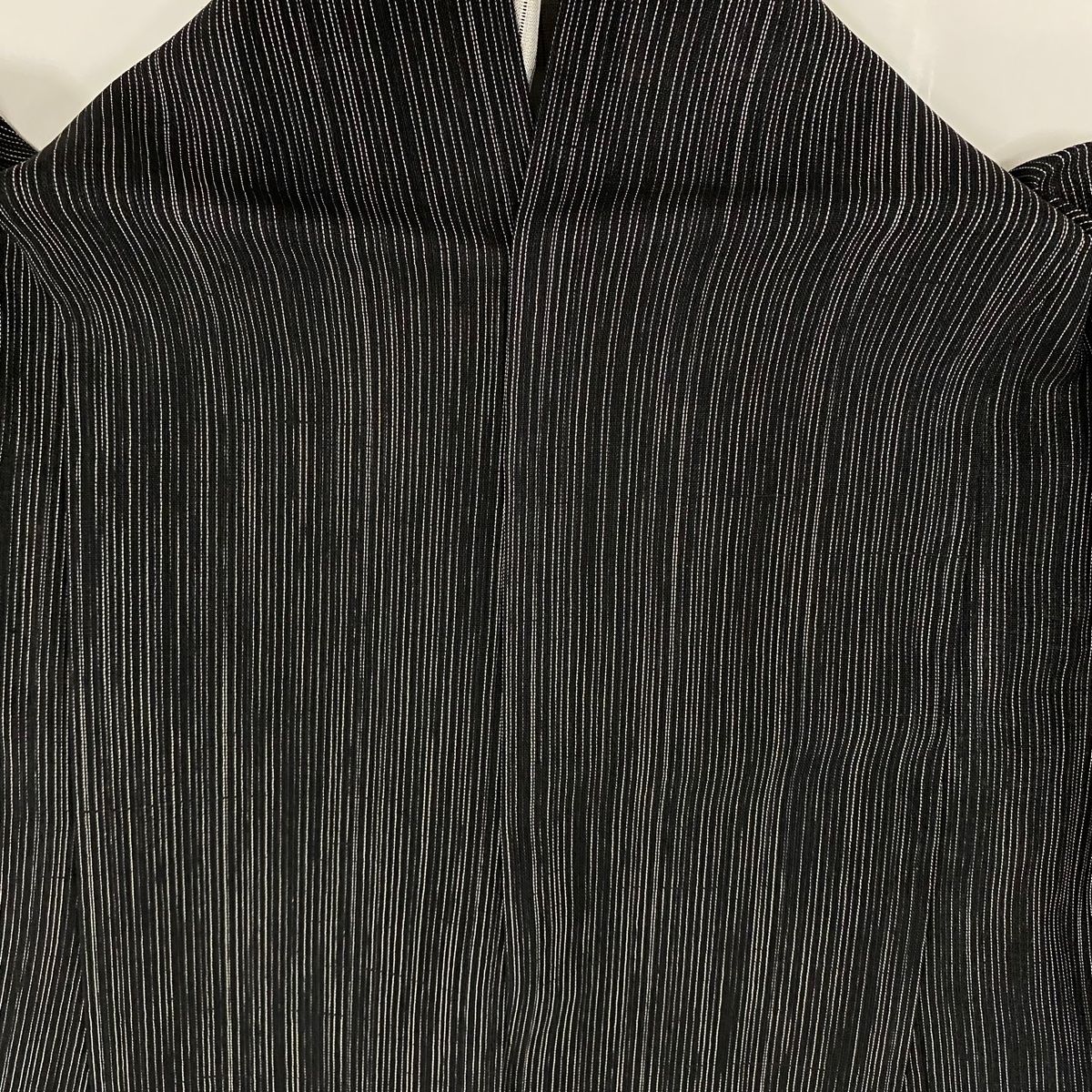 紬 身丈159cm 裄丈64cm M 薄物 夏紬 縞 黒 正絹 美品 名品 【中古  