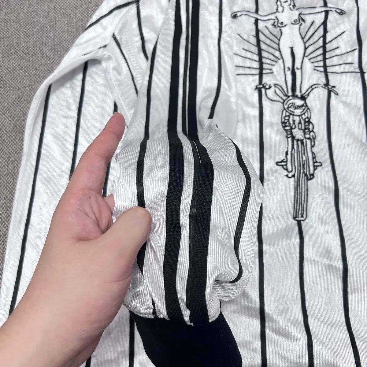  BADBLOOD バッドブラッド ビーチ クラブ Vネック サッカー ジャージ M 長袖 Tシャツ カットソー