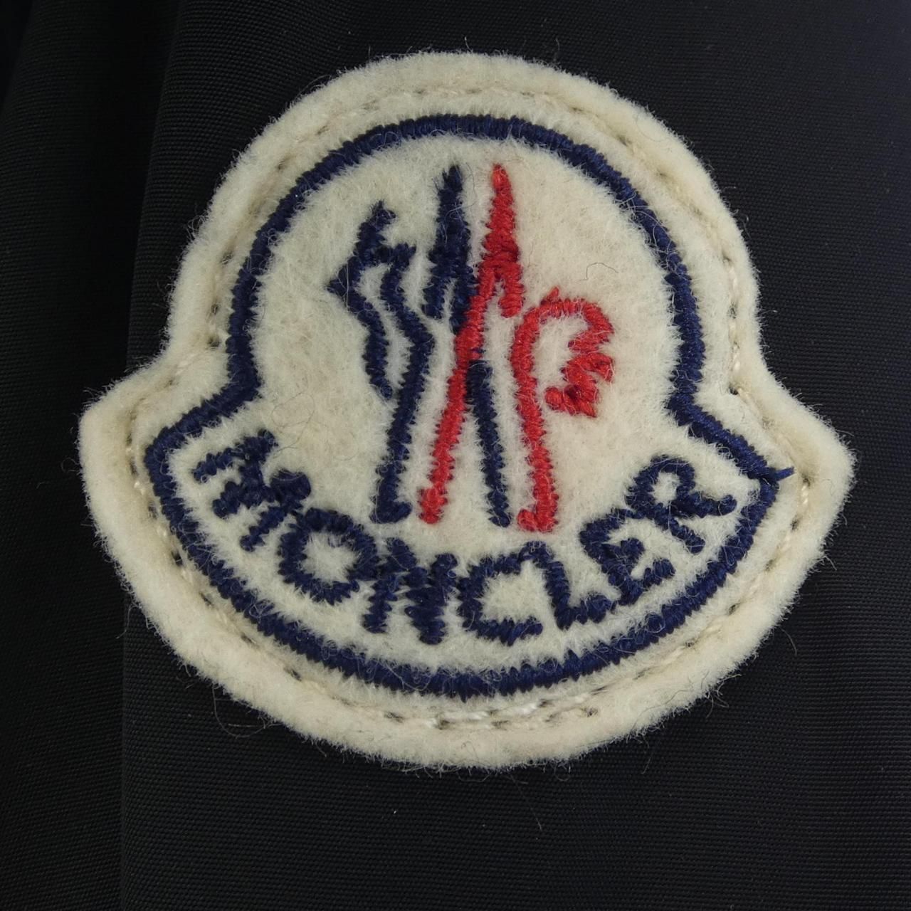 モンクレール MONCLER