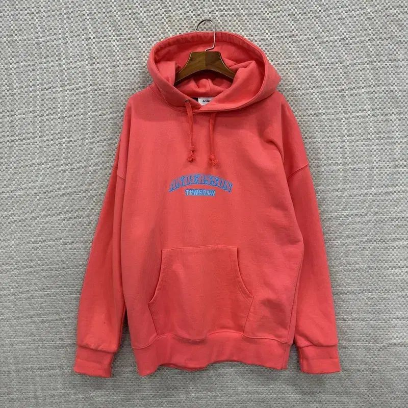 Andersson Bell(アンダースンベル) センターロゴ オーバーサイズ フード付きTシャツ 95 C03134