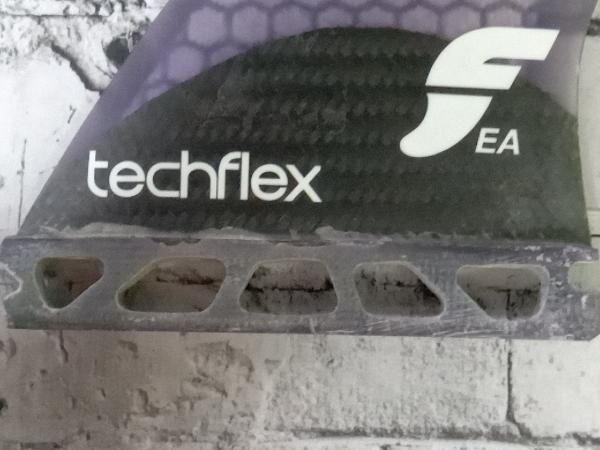 サーフボードフィン TECHFLEX EA Eric Arakawa エリックアラカワ