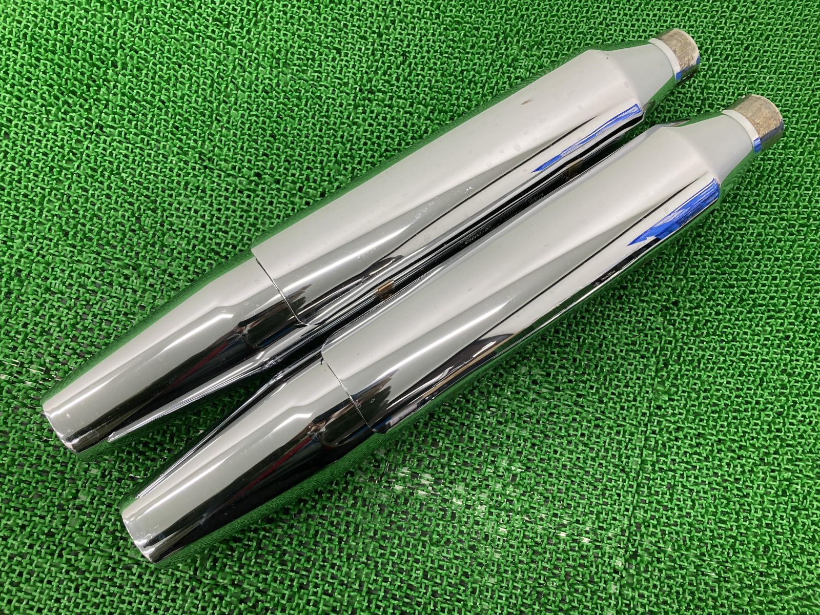 FLSTC1580 サイレンサーマフラー 65682-07 ハーレー 純正  バイク 部品 ソフテイル ヒートガード コンディション良好 品薄