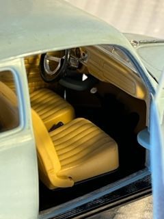 Road Tough フォルクスワーゲン ビートル 1967 ミニカー 水色