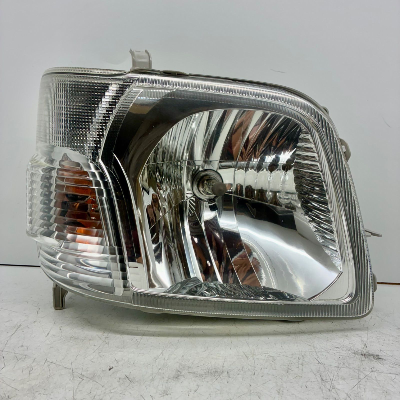 コーティング済 S320V S321V S330V S331V ハイゼット ヘッドライト ランプ レンズ 右側 運転席側 R レベ付 koito 100-51393 P71542