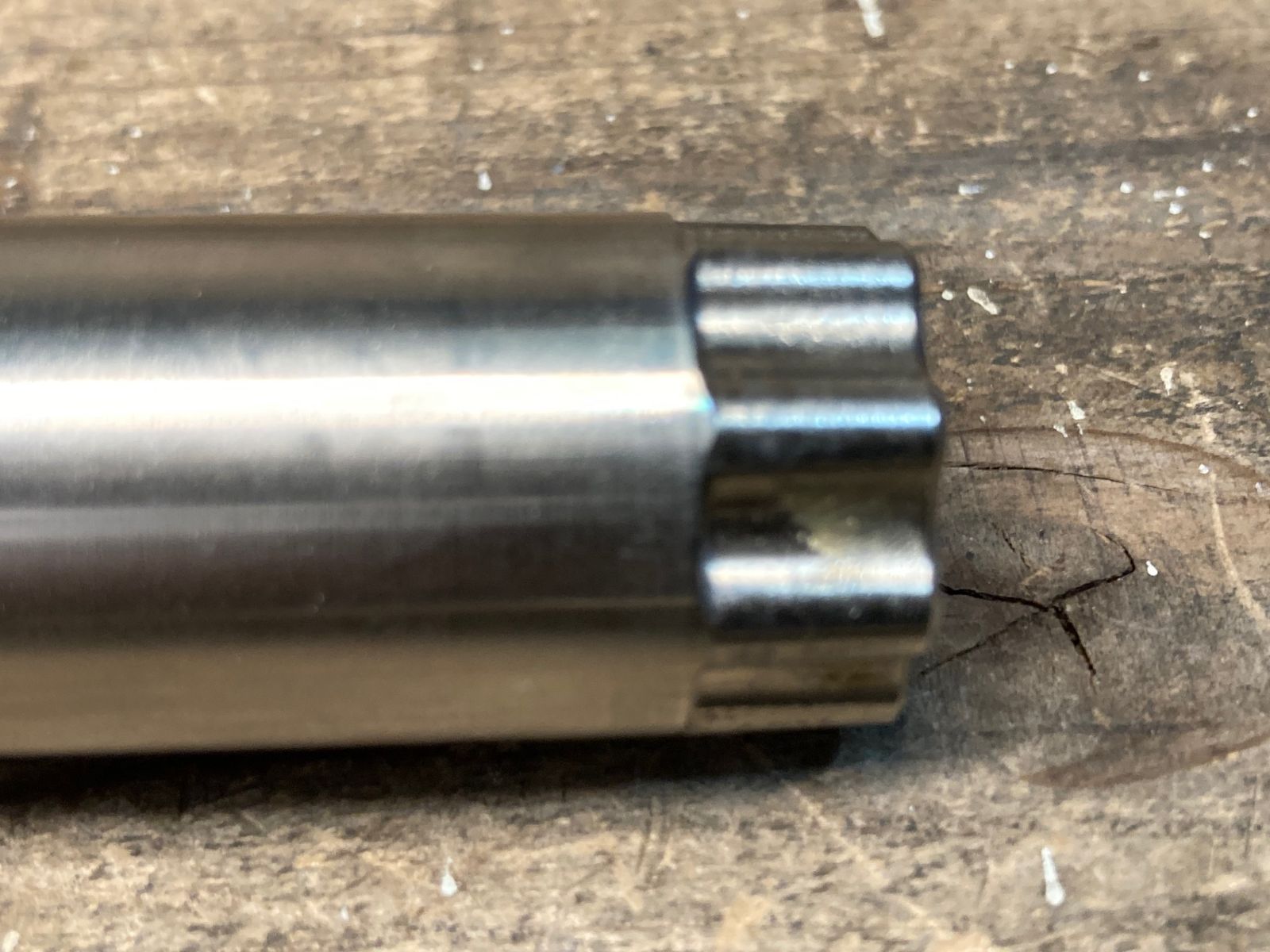 GRAVEL AXLE