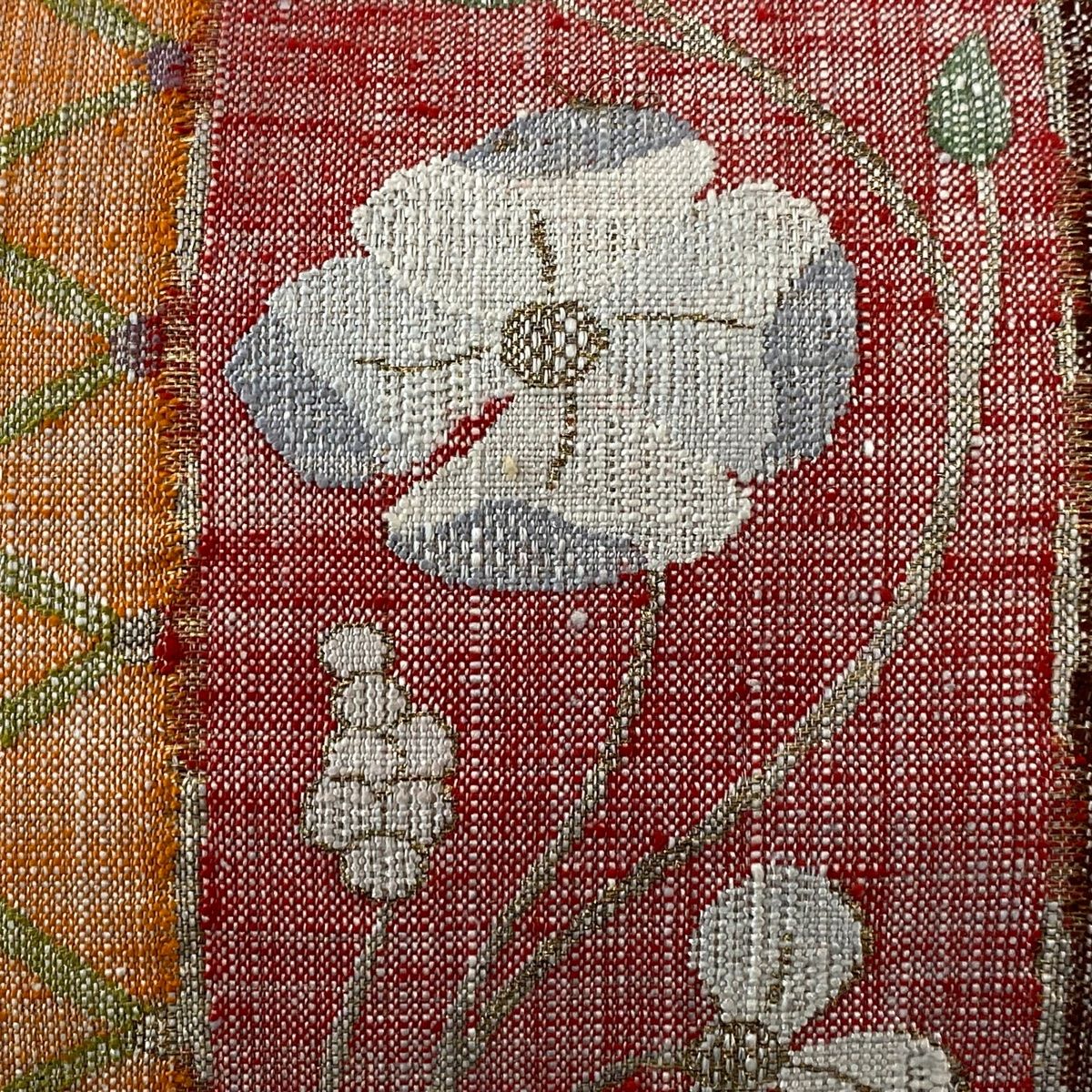 名古屋帯 秀品 八寸名古屋帯 松葉仕立て 草花 葉 金銀糸 箔 灰白 正絹