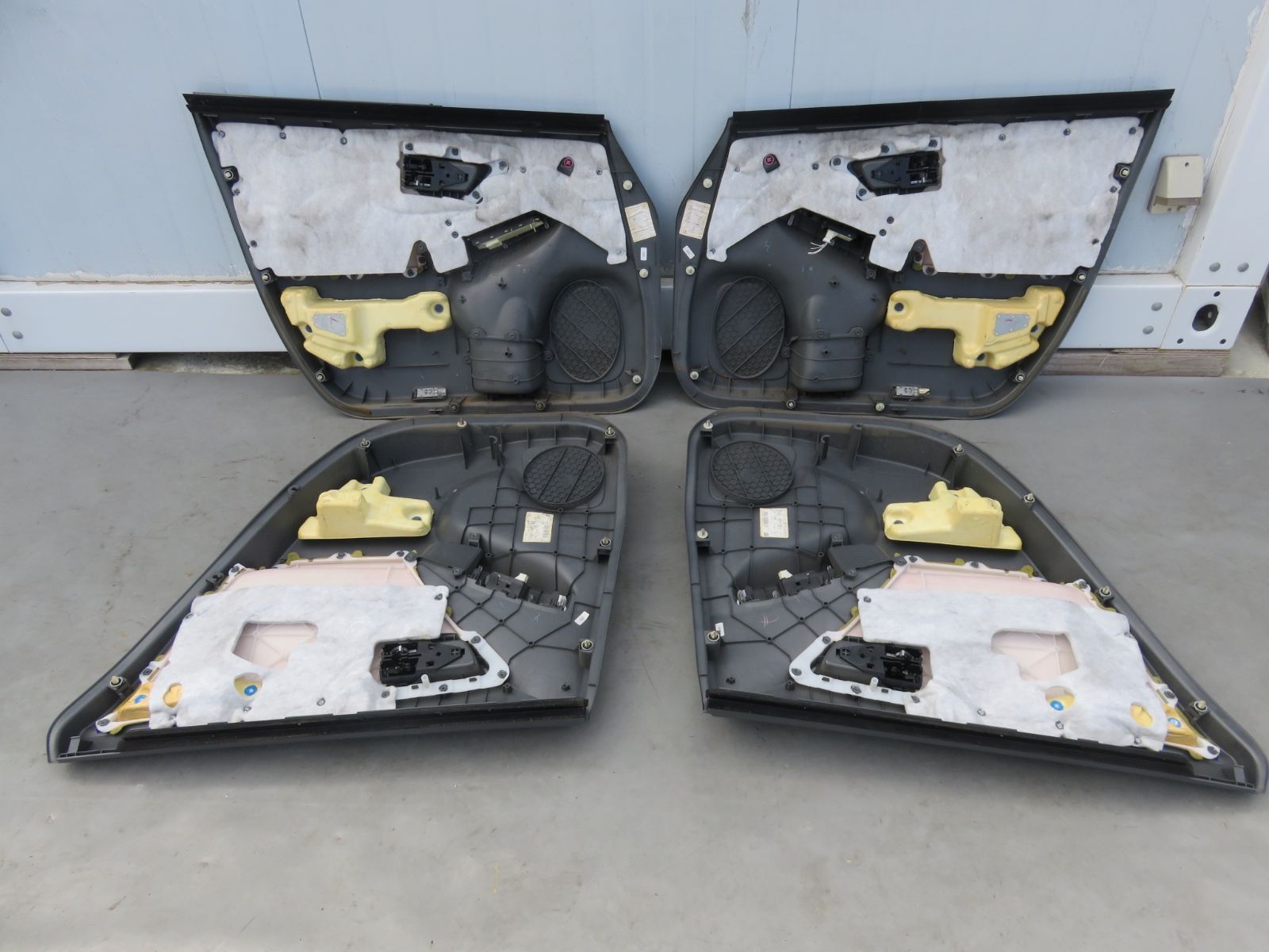 内張り運転席助手席