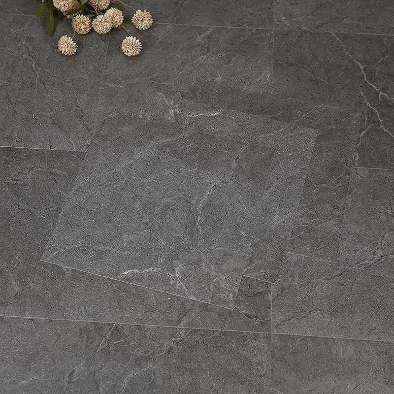 フロアタイル コンクリート 置くだけ 配送込み 60枚入り 約3畳 床 リメイク シート トイレ 浴室 玄関 防水 フロアシート 貼ってはがせる 模様替え 接着剤不要 フロリングシート 床材 (砂岩調 グレー 型番号95) 1