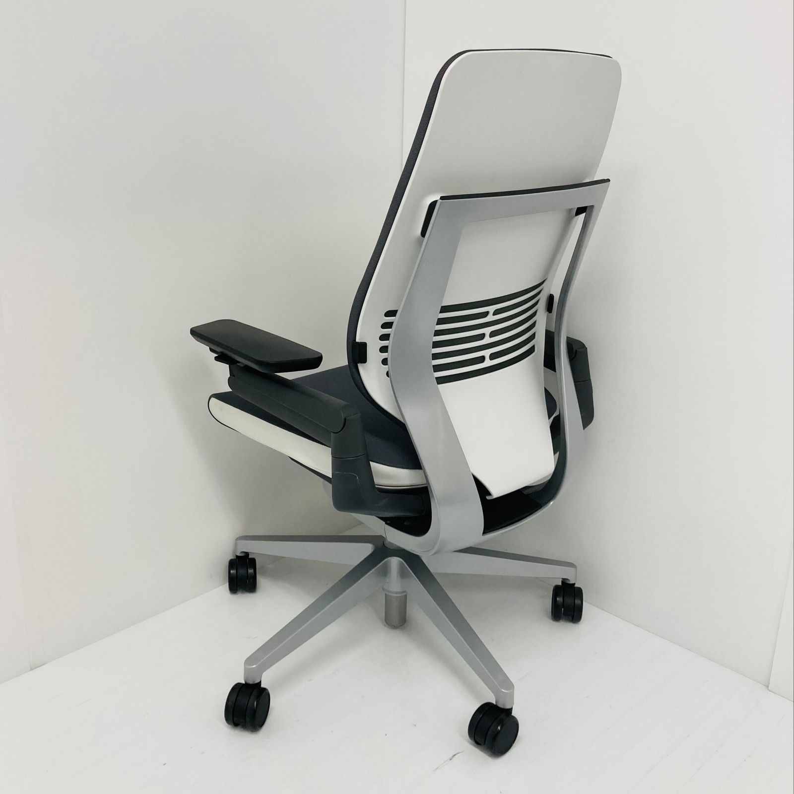 DUOREST ブラウン 人間工学 腰痛対策 DR-7900SP オフィスチェア 1日8