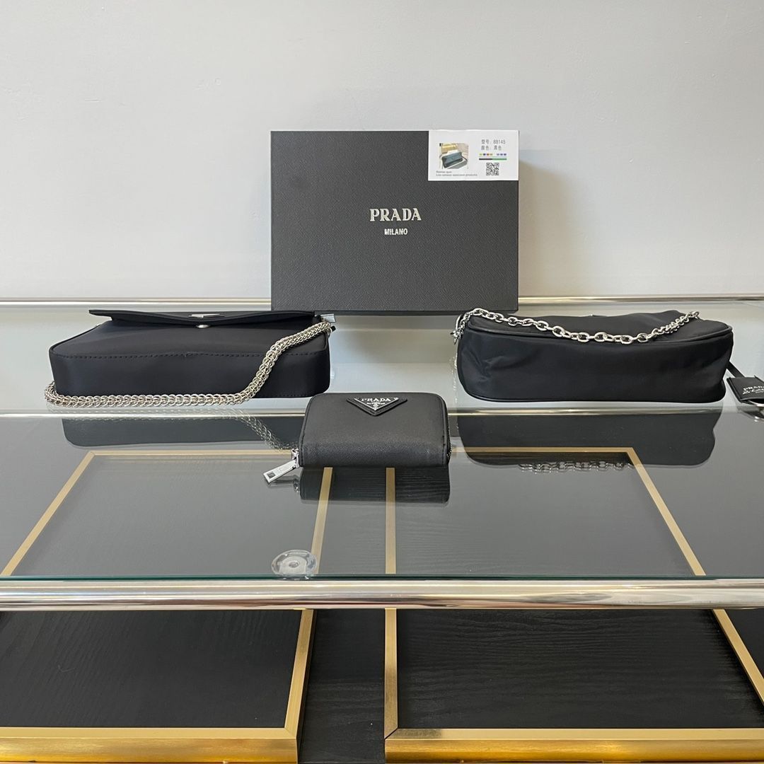 本日特価] TOP New 2024 高品質3点セット - Prada アンダー