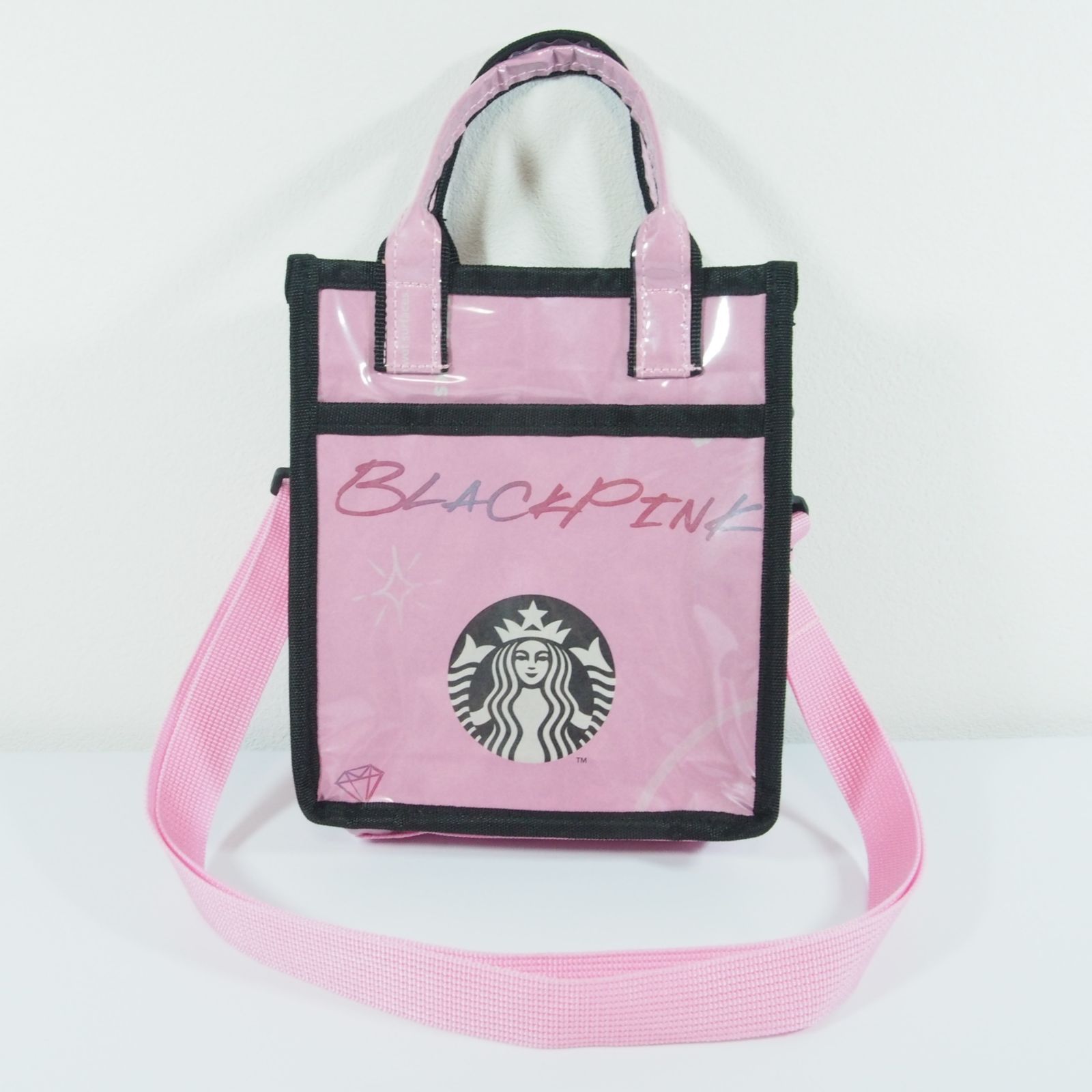 スターバックス BLACKPINK 日本未発売 限定 コラボ ショッパー リメイクバッグ リメイク バッグ Starbucks スタバ 紙袋 -  メルカリ