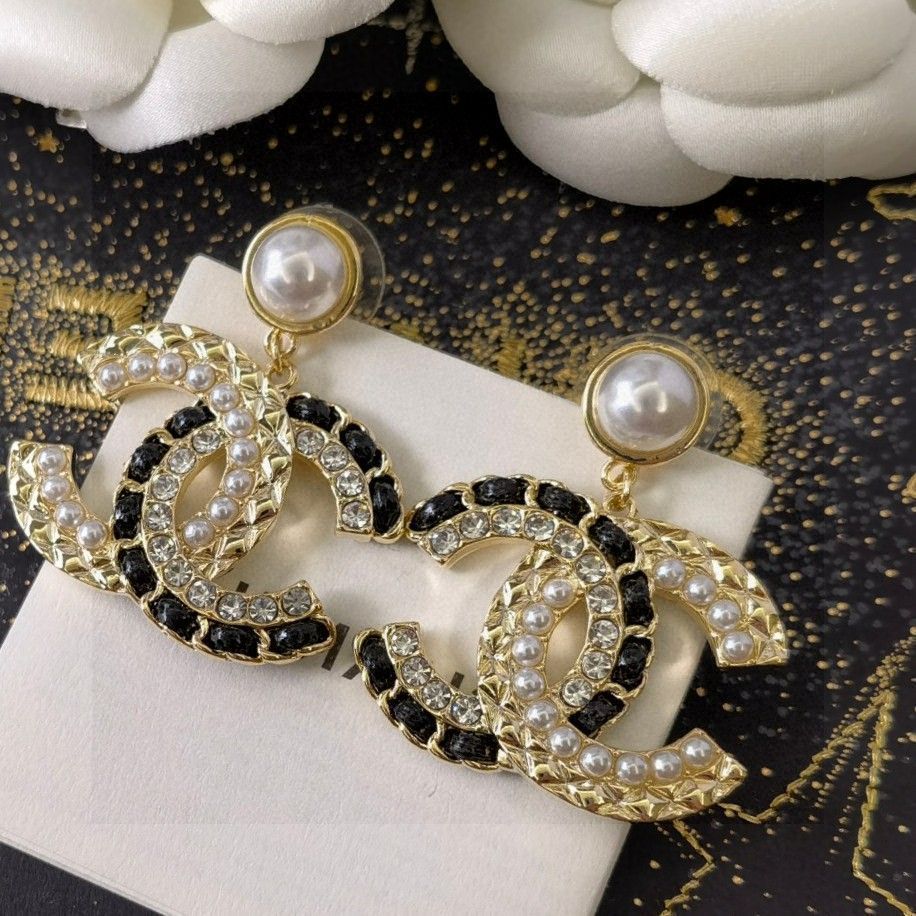 ★パールとフェザーの組み合わせ★CHANEL イヤリング 可愛い【CHANEL】ホワイトパール ピアス イヤリング (CHANEL