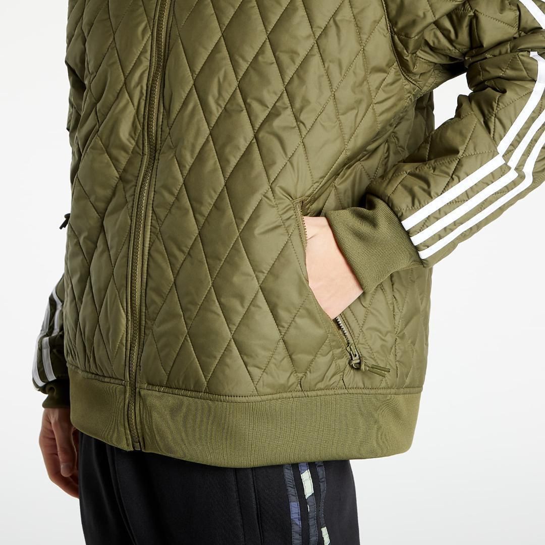 4768 美品 adidas トラックジャケット キルティッドSST カーキ L