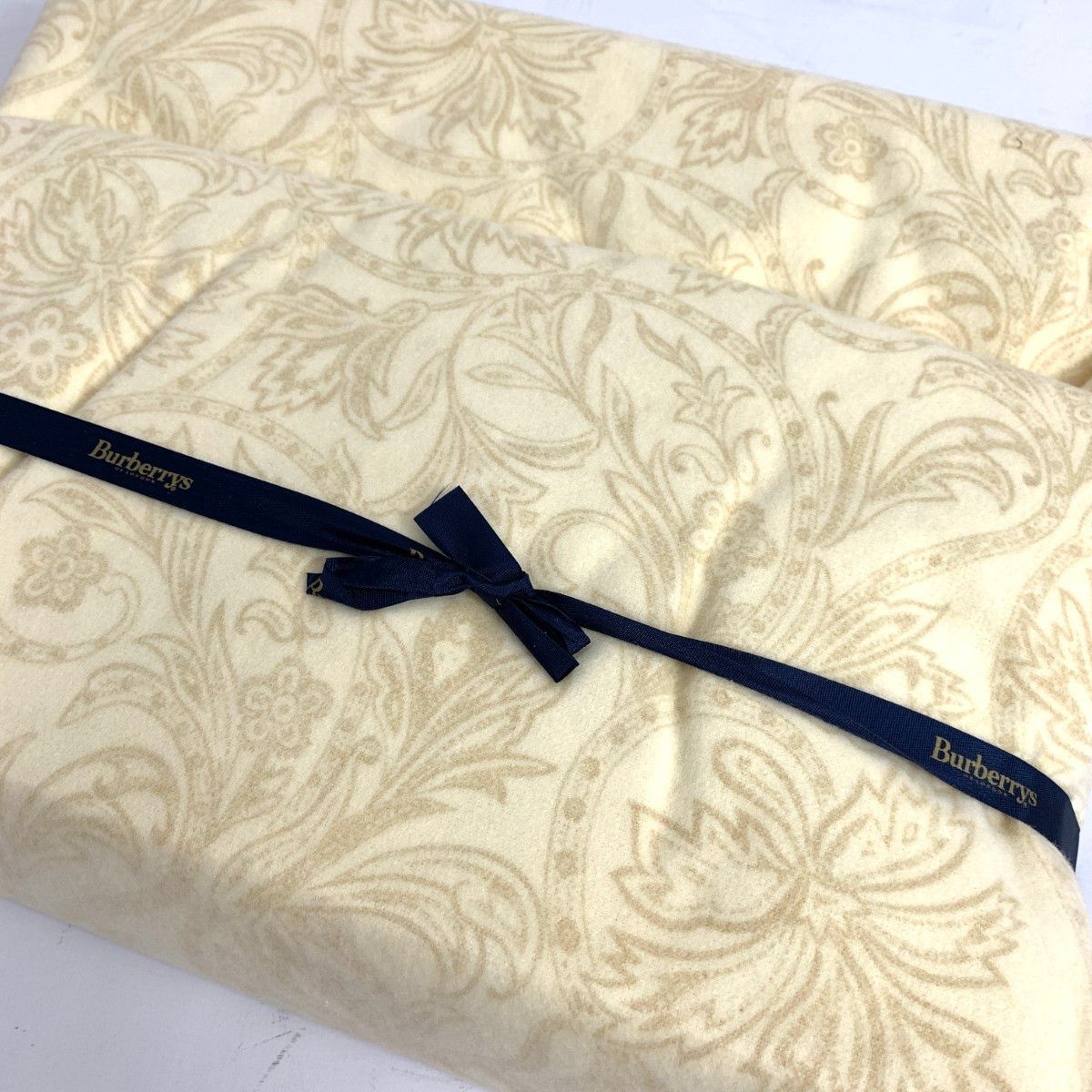 Burberry s バーバリーズ ソフトコットンシーツ ホースロゴ刺繍 ペイズリー柄 西川産業 ライトベージュ 240001164155 MARWIL-DEMENAGEMENTS_CH