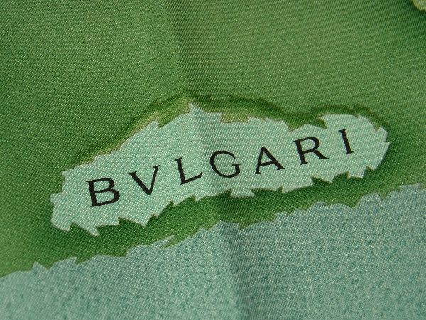 ■新品■未使用■ BVLGARI ブルガリ シルク100% トピアリー 植物 大判 スカーフ ストール ショール グリーン系 BD9118