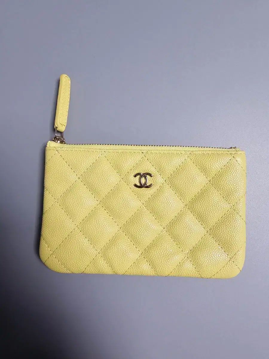 Chanel シャネル