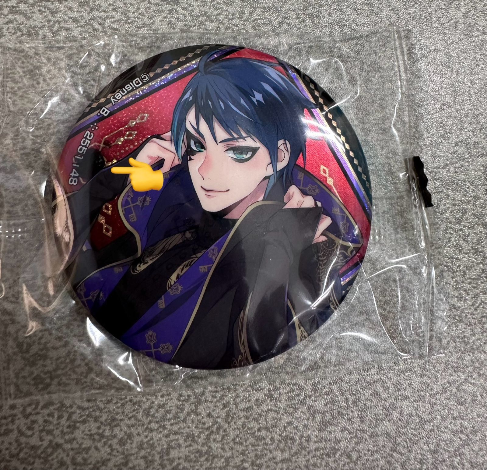 ツイステ 缶バッジ 式典服 デュース まとめ売り 1点エラー品 - メルカリ 